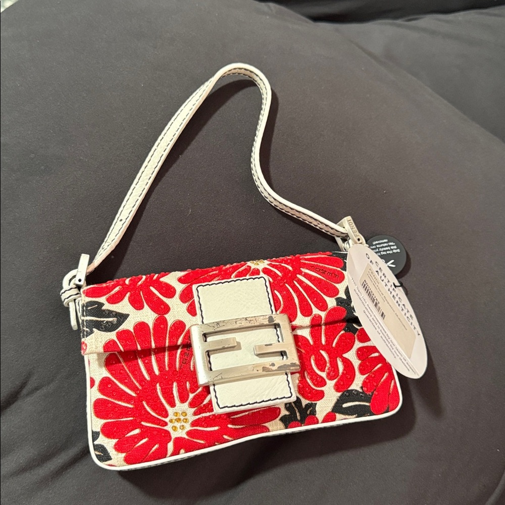 Fendi limited edition embroidered Floral Red and Black Women's Bag